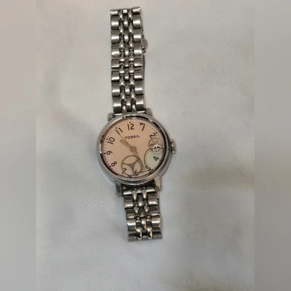 Fossil Watch JR-9948 Extremely Rare Pink Floating Face
